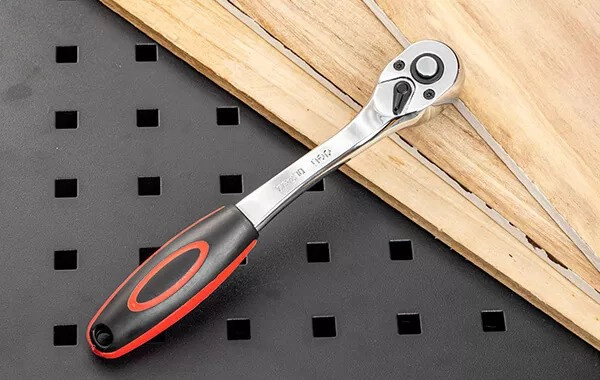 Deli's Hand Tools: ออกแบบมาเพื่อความทนทานและประสิทธิภาพในทุกๆด้าน